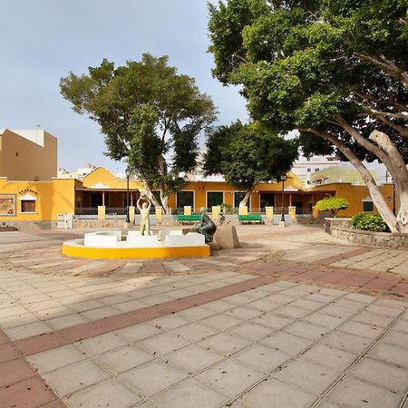 Casa Plaza San Nicolas De Bari Sardina 외부 사진