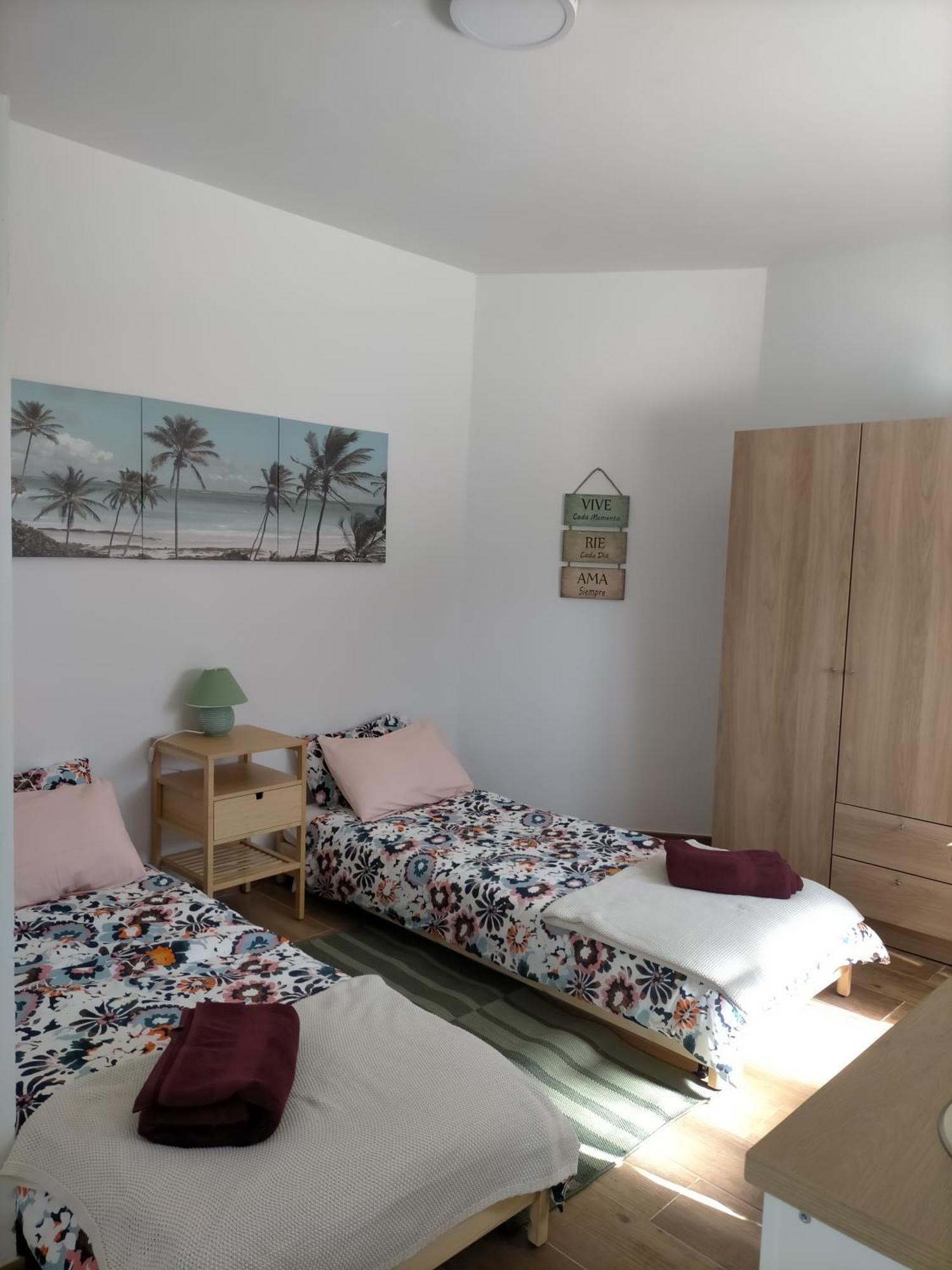 Casa Plaza San Nicolas De Bari Sardina 외부 사진